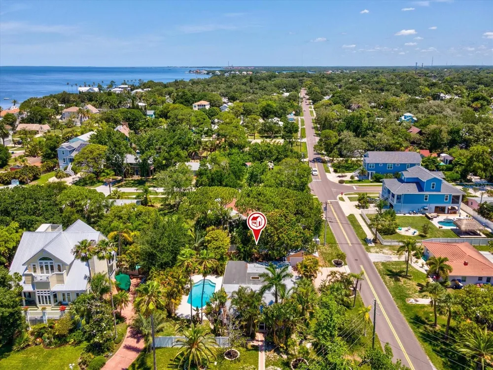 502 FLORIDA BOULEVARD Crystal Beach, FL 34681