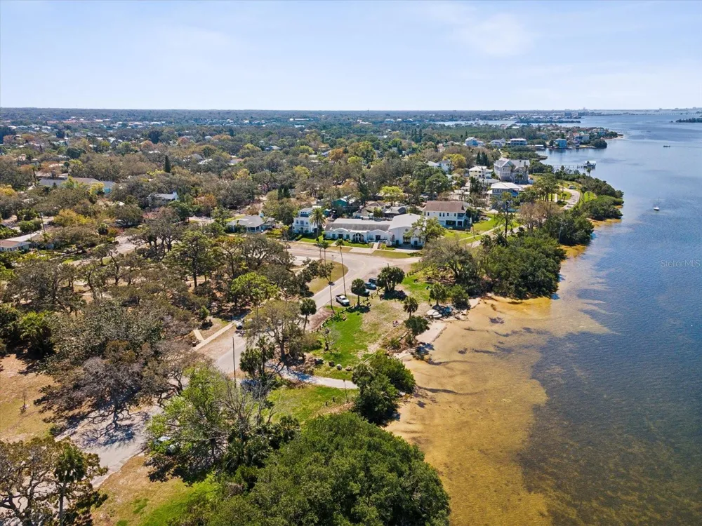502 FLORIDA BOULEVARD Crystal Beach, FL 34681