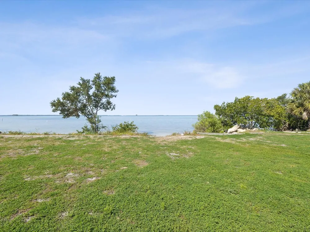 502 FLORIDA BOULEVARD Crystal Beach, FL 34681
