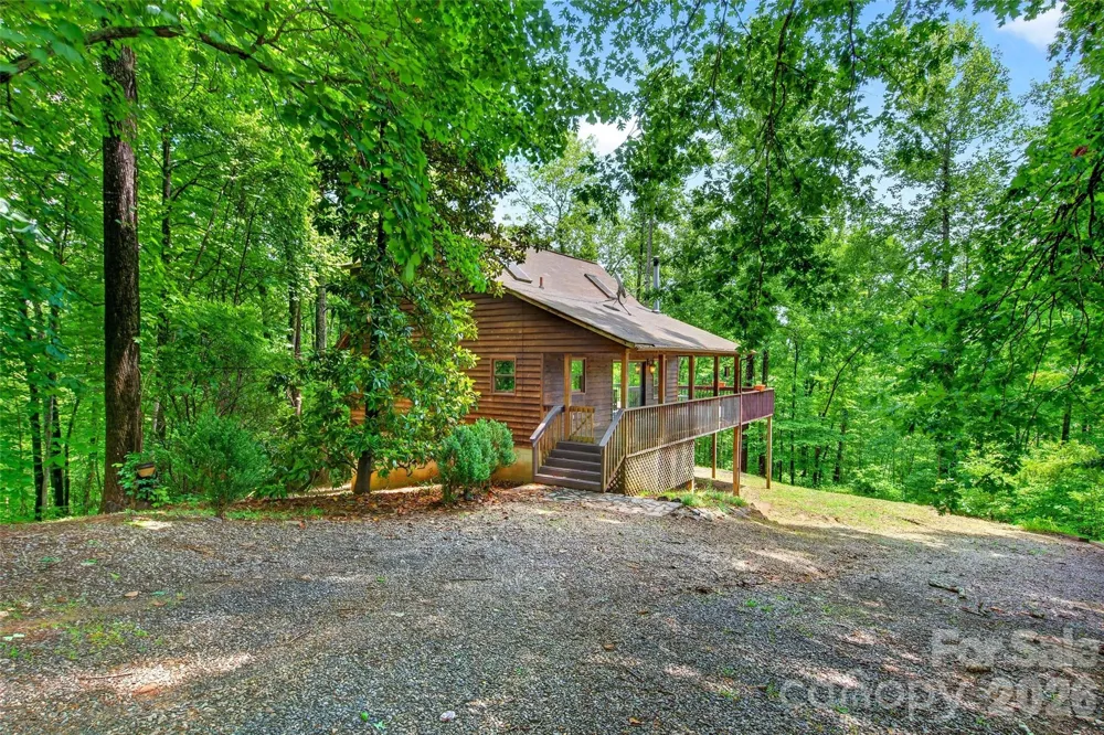 1828 McKenzie Way S Old Fort, NC 28762