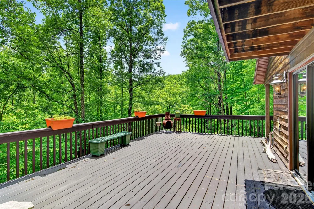 1828 McKenzie Way S Old Fort, NC 28762