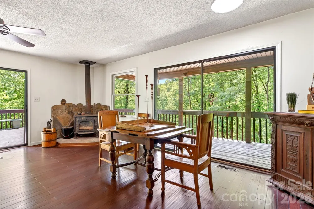 1828 McKenzie Way S Old Fort, NC 28762