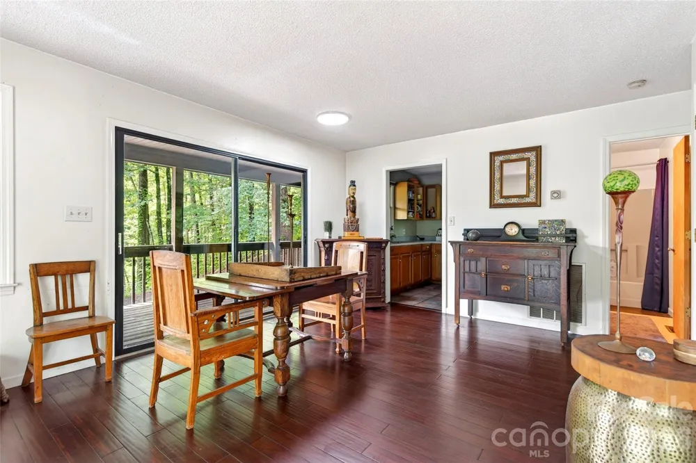1828 McKenzie Way S Old Fort, NC 28762