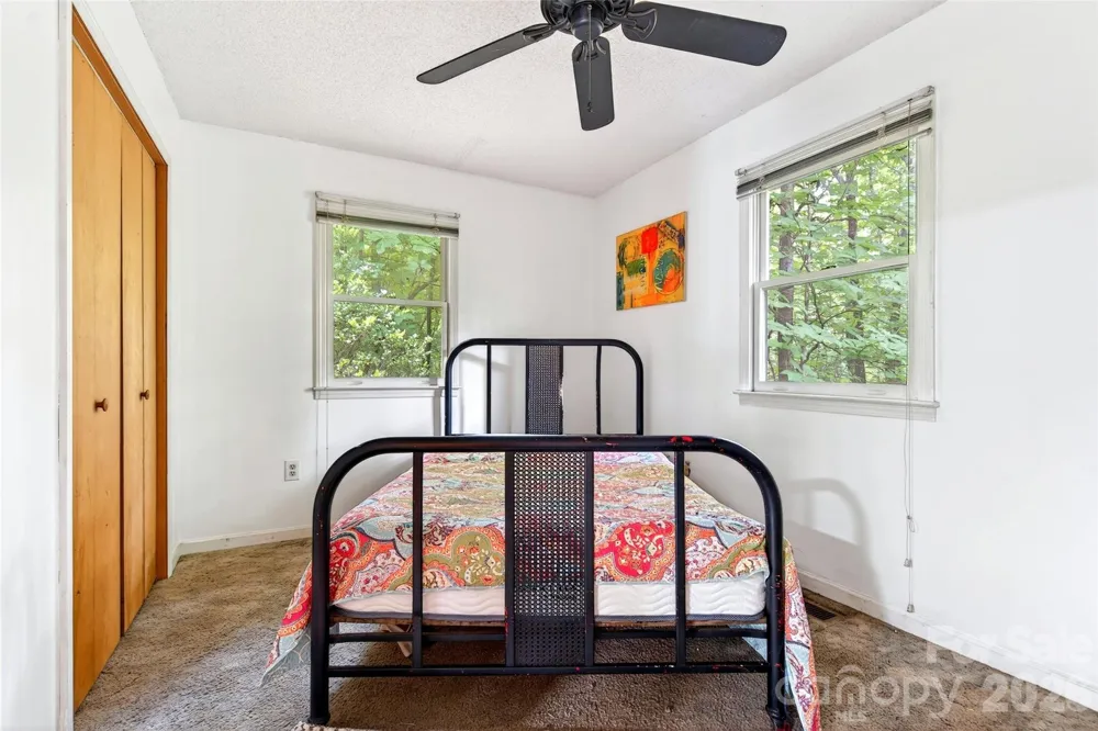 1828 McKenzie Way S Old Fort, NC 28762