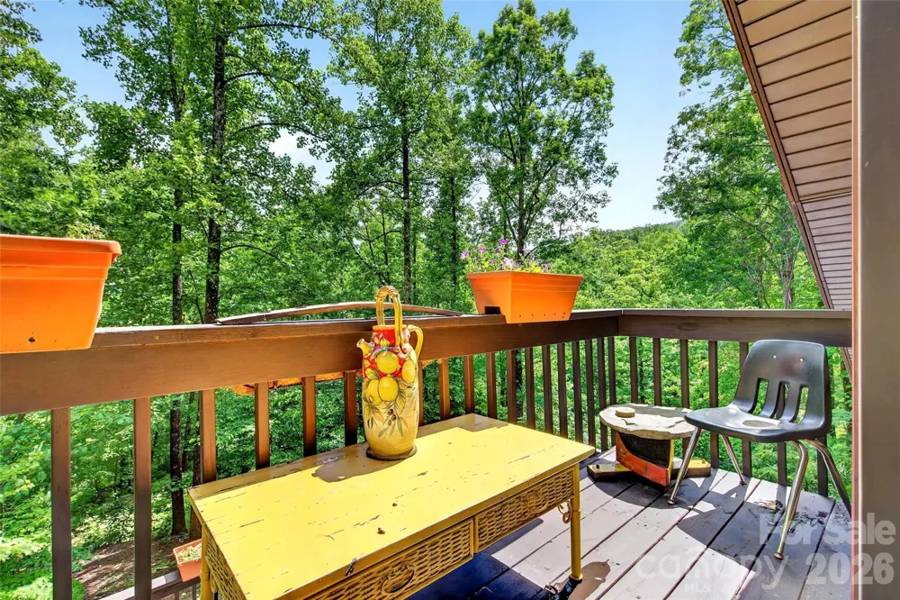 1828 McKenzie Way S Old Fort, NC 28762