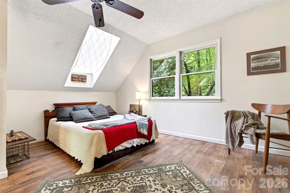 1828 McKenzie Way S Old Fort, NC 28762