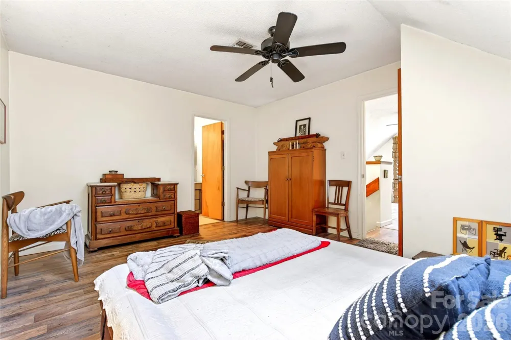 1828 McKenzie Way S Old Fort, NC 28762