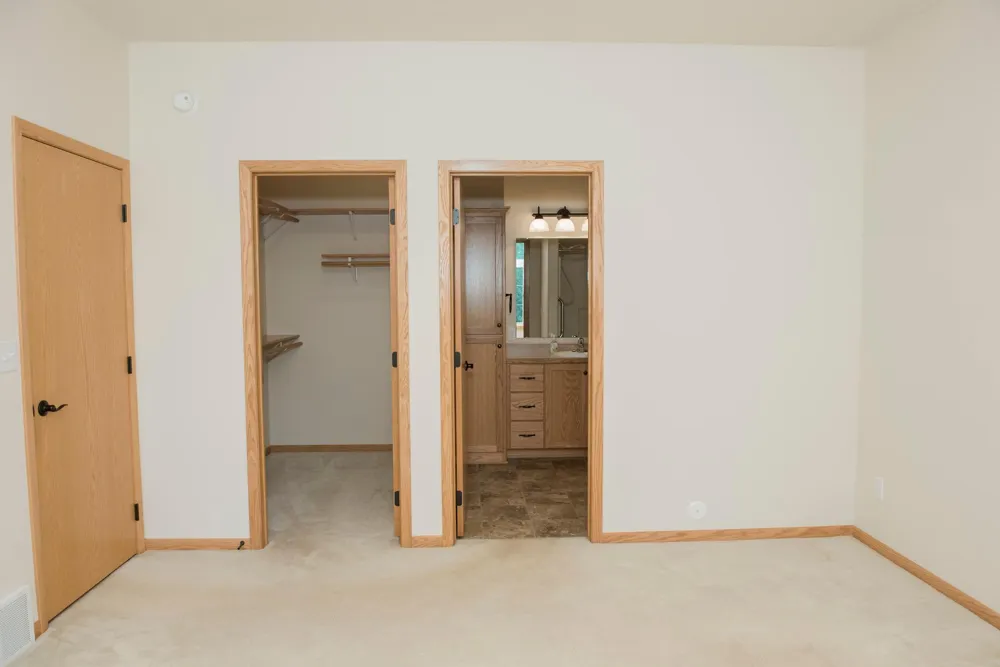 1307 2nd Street S #B Moorhead, MN 56560