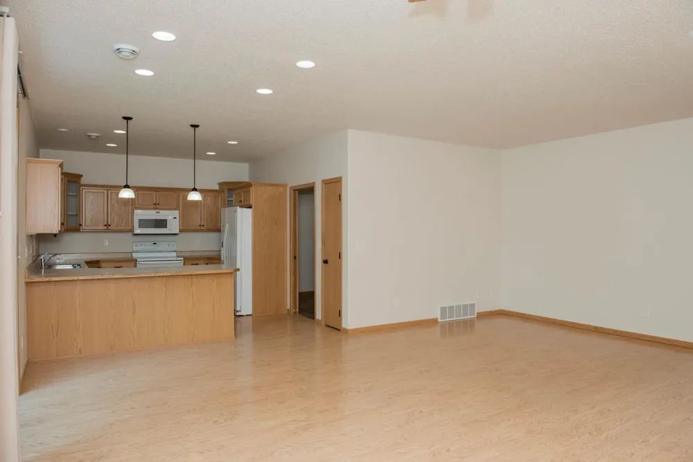 1307 2nd Street S #B Moorhead, MN 56560