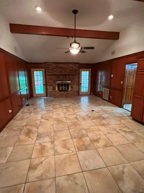 121 Water Oak Village Mills, TX 77663