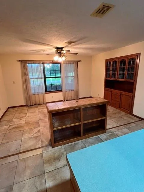 121 Water Oak Village Mills, TX 77663