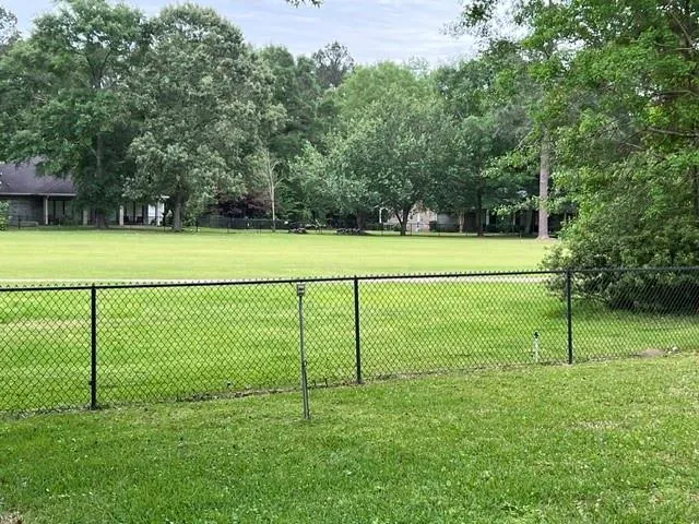 121 Water Oak Village Mills, TX 77663