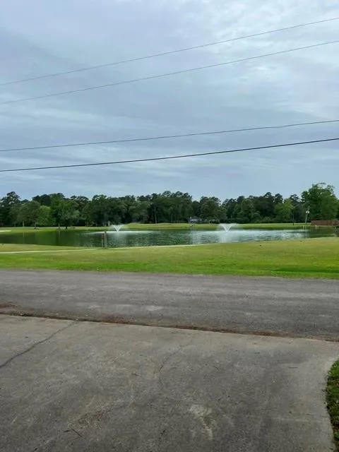 121 Water Oak Village Mills, TX 77663