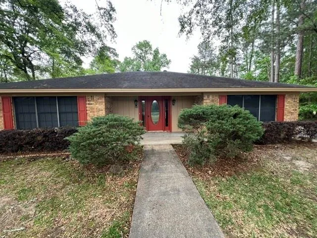 121 Water Oak Village Mills, TX 77663
