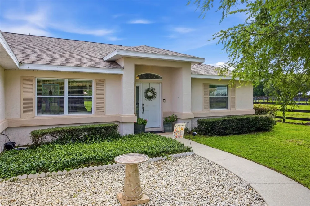 19630 SE 15TH PLACE Morriston, FL 32668