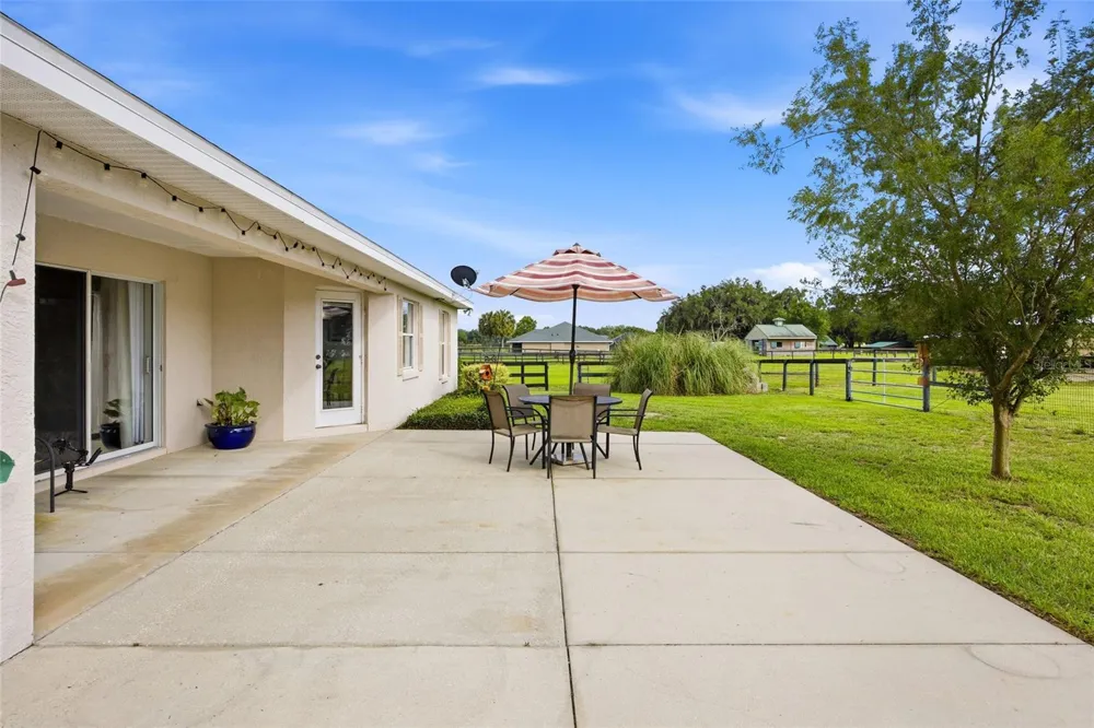 19630 SE 15TH PLACE Morriston, FL 32668