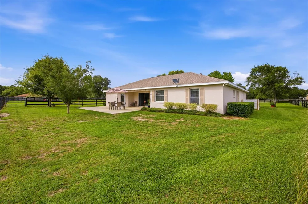 19630 SE 15TH PLACE Morriston, FL 32668