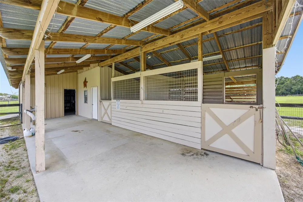19630 SE 15TH PLACE Morriston, FL 32668