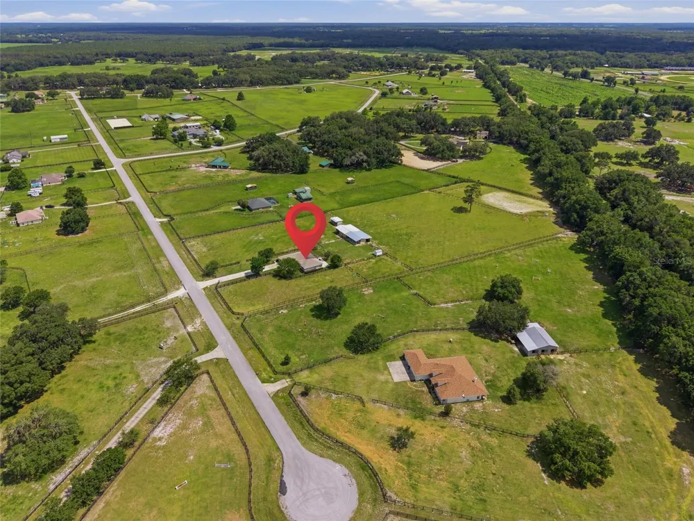 19630 SE 15TH PLACE Morriston, FL 32668