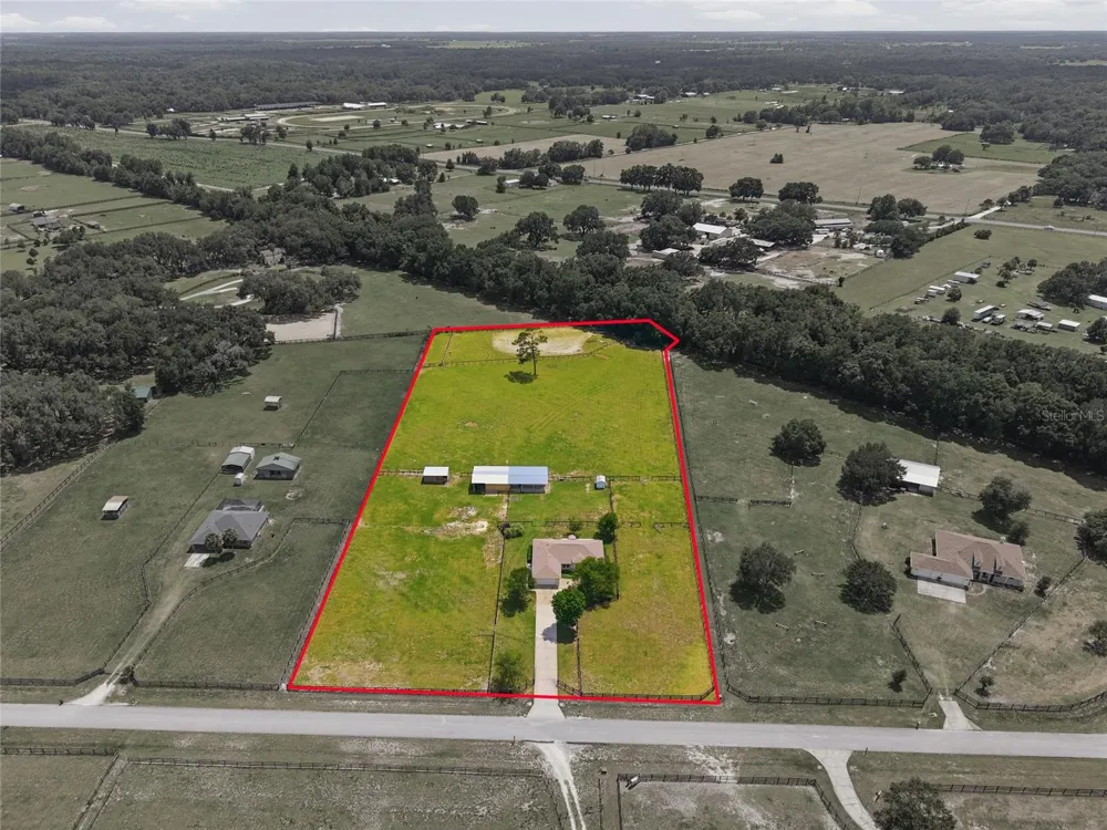 19630 SE 15TH PLACE Morriston, FL 32668