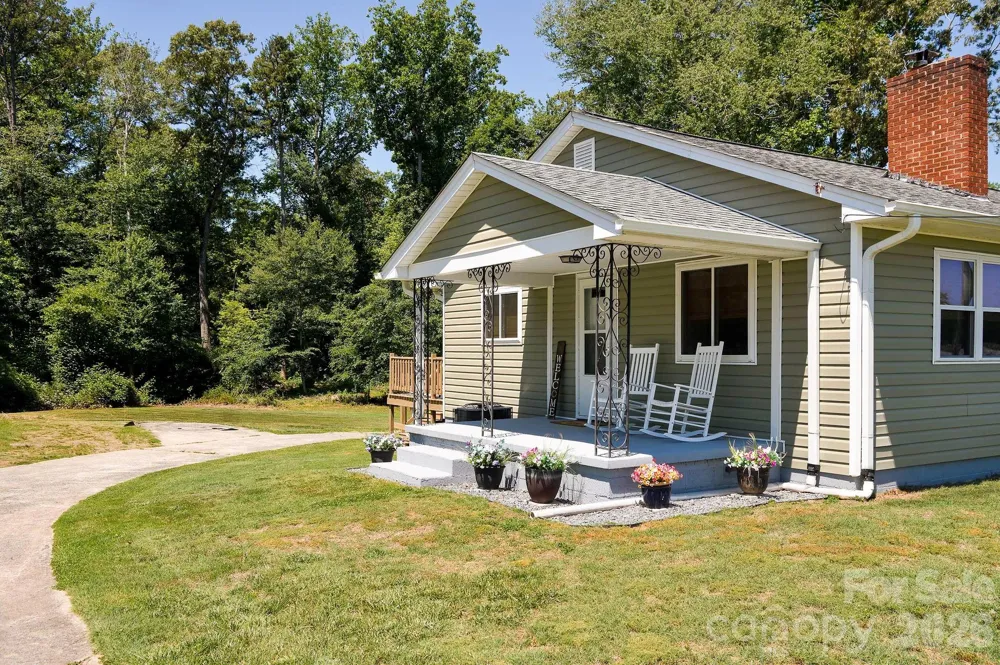 1625 US 601 Highway Yadkinville, NC 27055