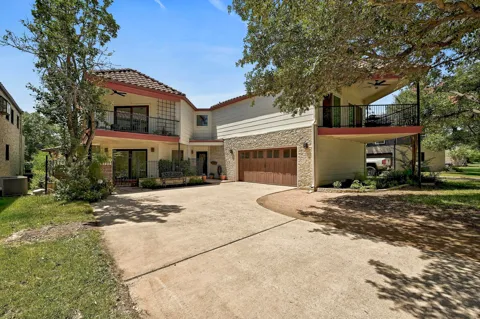 122 Acapulco Drive