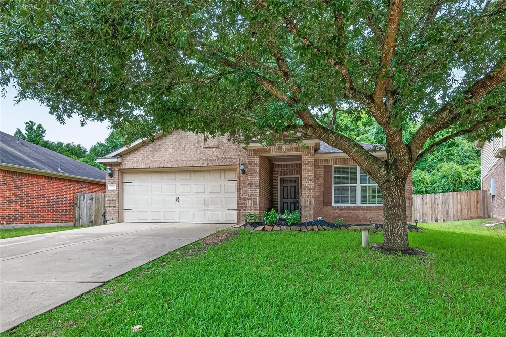 12114 Estelle Lane Pinehurst, TX 77362