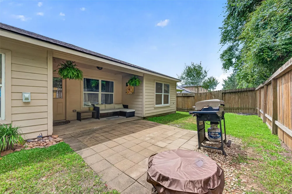12114 Estelle Lane Pinehurst, TX 77362
