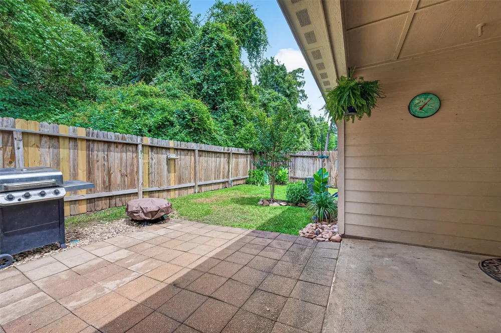 12114 Estelle Lane Pinehurst, TX 77362