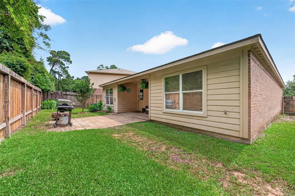 12114 Estelle Lane Pinehurst, TX 77362