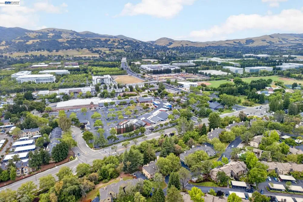 610 Canyon Woods Ct #D San Ramon, CA 94582
