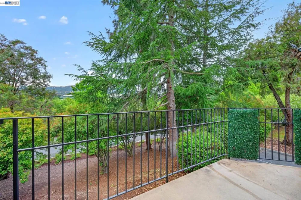 610 Canyon Woods Ct #D San Ramon, CA 94582