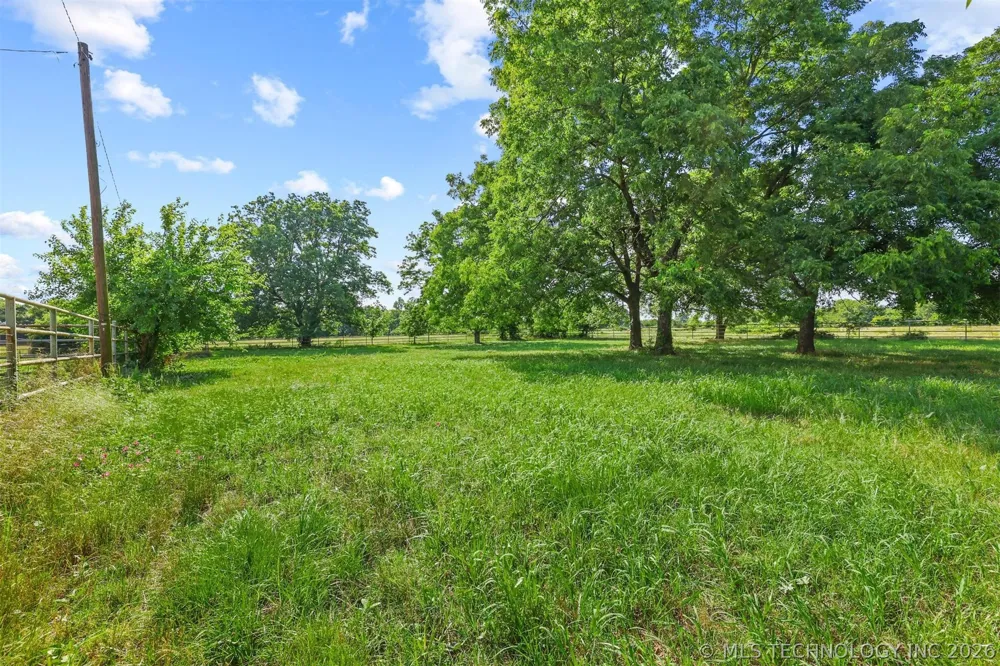 10223 US Hwy 377 Pontotoc, OK 74820