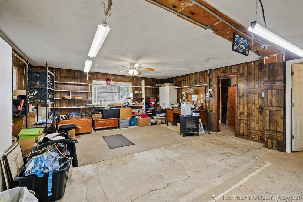 10223 US Hwy 377 Pontotoc, OK 74820