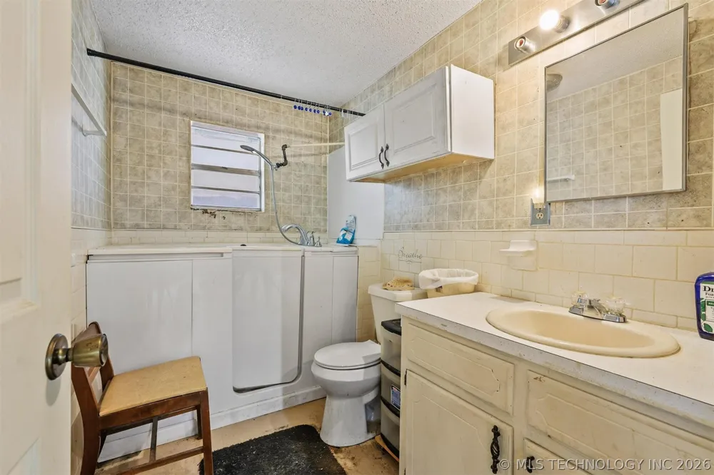 10223 US Hwy 377 Pontotoc, OK 74820