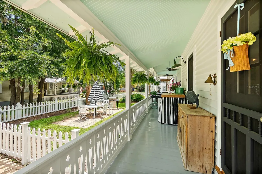 220 S 4TH STREET Palatka, FL 32177