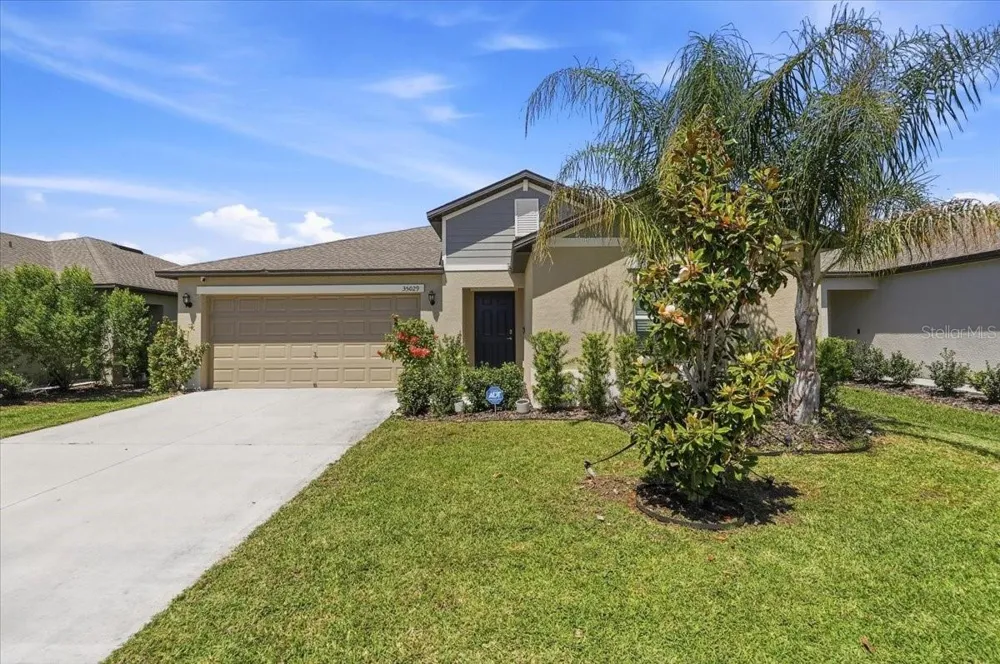 35029 BRACKETT BEND Zephyrhills, FL 33541