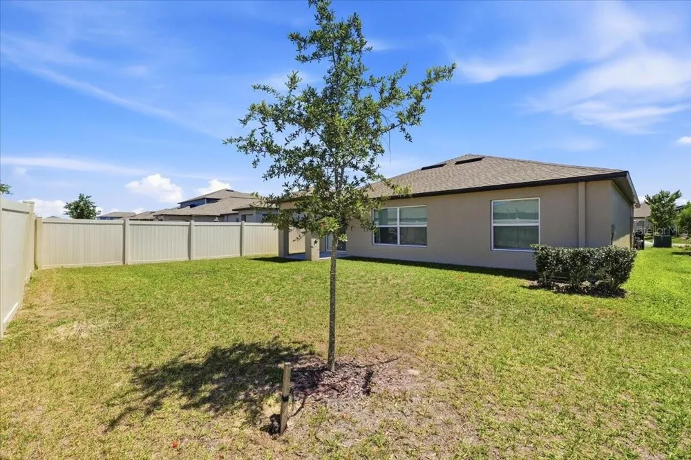 35029 BRACKETT BEND Zephyrhills, FL 33541
