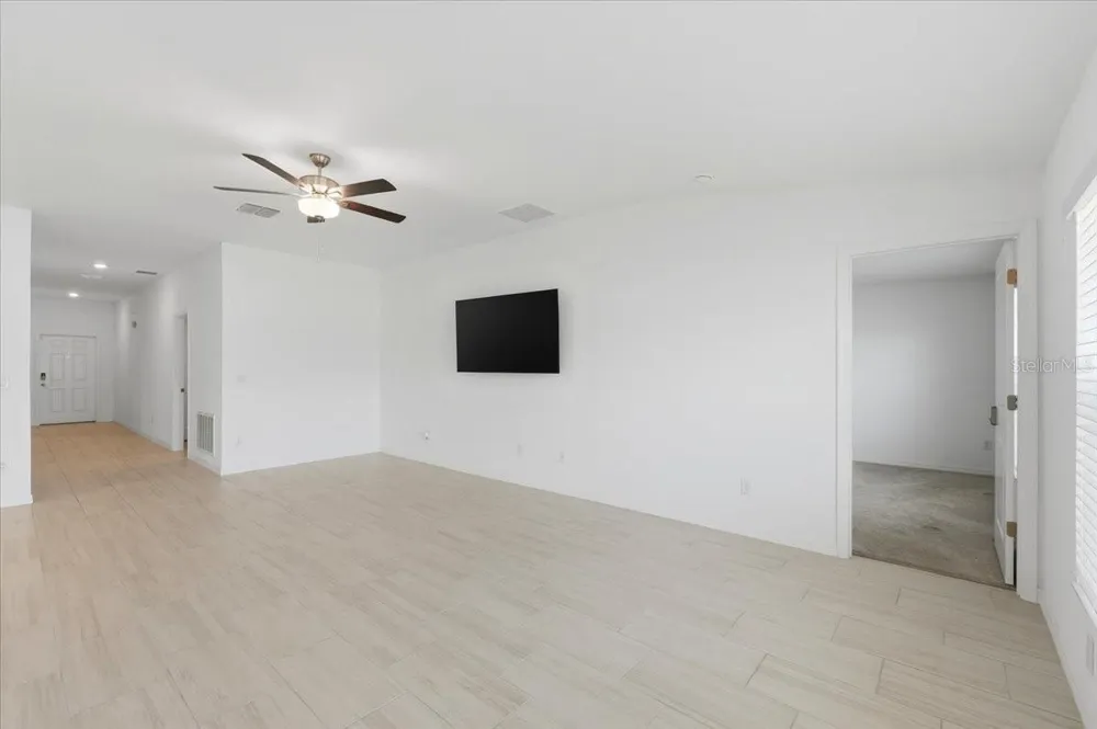 35029 BRACKETT BEND Zephyrhills, FL 33541