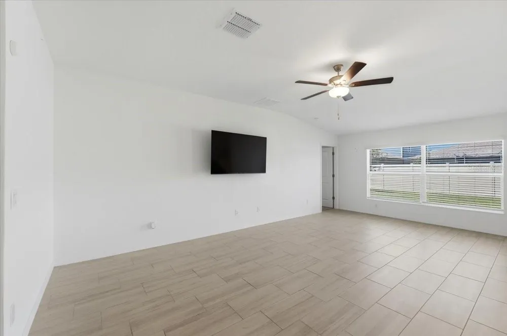 35029 BRACKETT BEND Zephyrhills, FL 33541