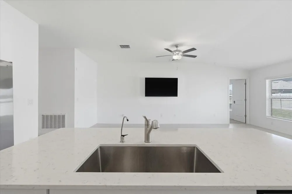 35029 BRACKETT BEND Zephyrhills, FL 33541