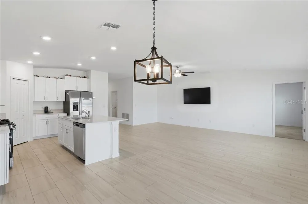 35029 BRACKETT BEND Zephyrhills, FL 33541