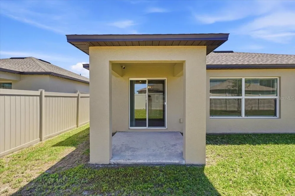 35029 BRACKETT BEND Zephyrhills, FL 33541