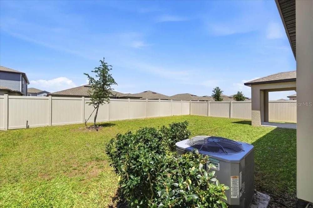 35029 BRACKETT BEND Zephyrhills, FL 33541