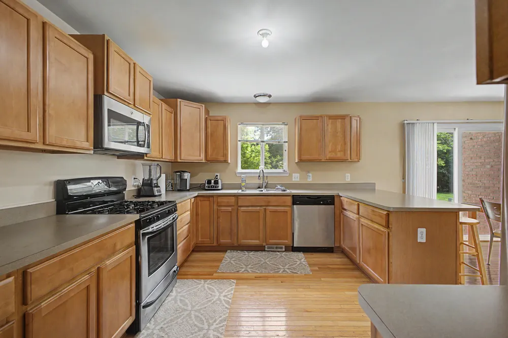 24224 Konarska Drive Brownstown Charter Township, MI 48134