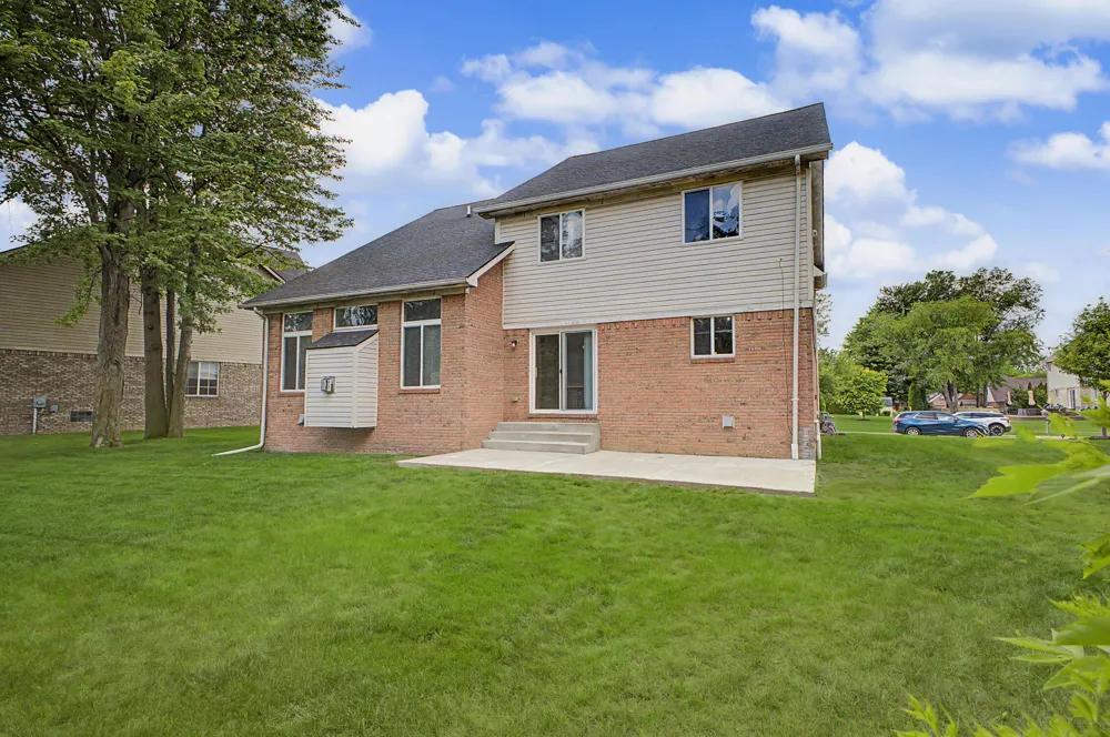 24224 Konarska Drive Brownstown Charter Township, MI 48134
