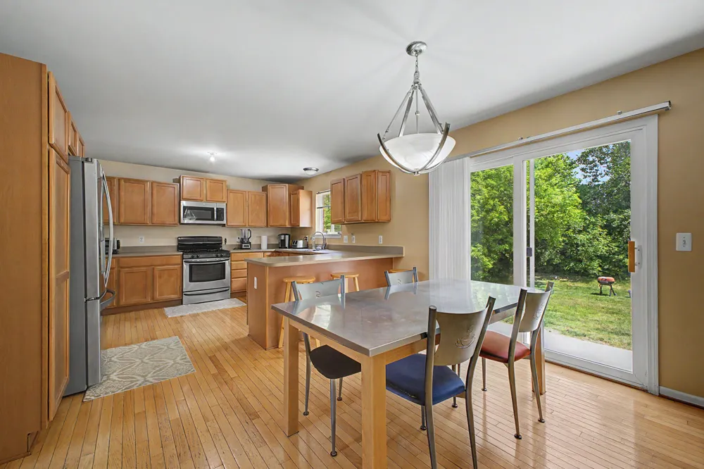 24224 Konarska Drive Brownstown Charter Township, MI 48134