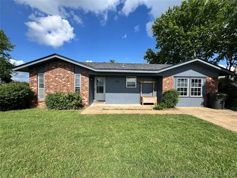 1001 S Choctaw