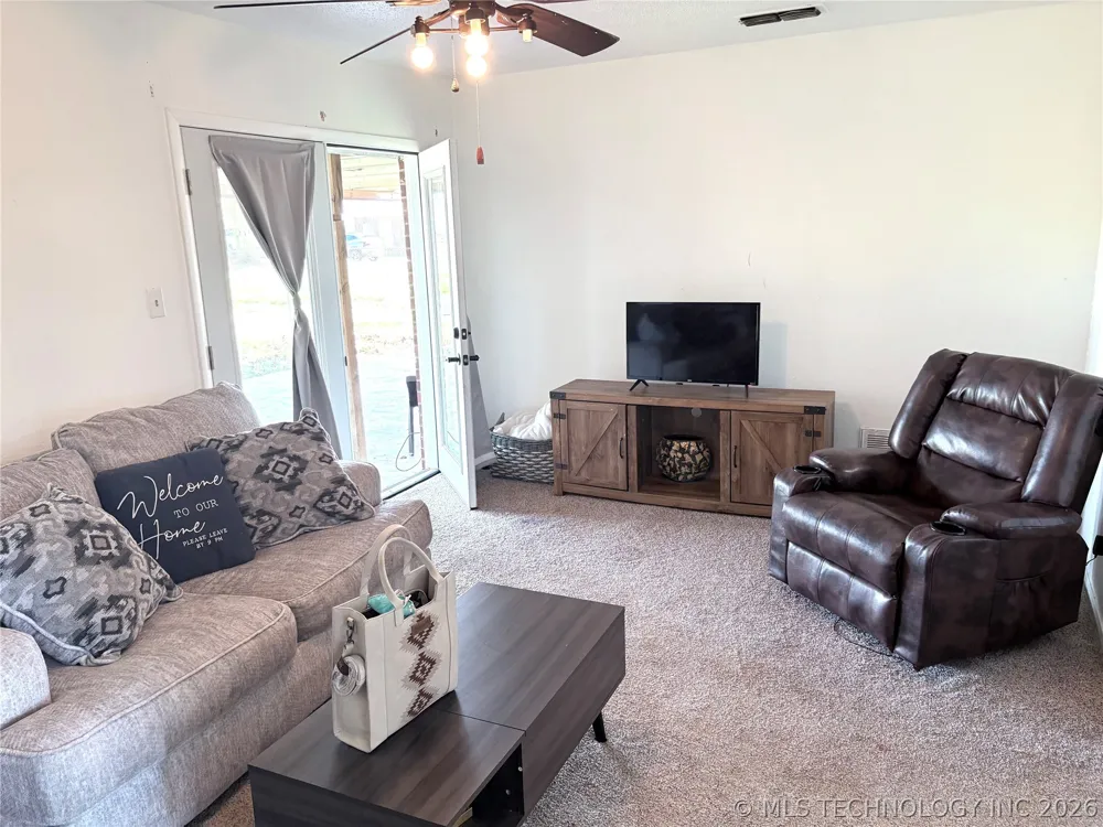 1001 S Choctaw Caddo, OK 74729