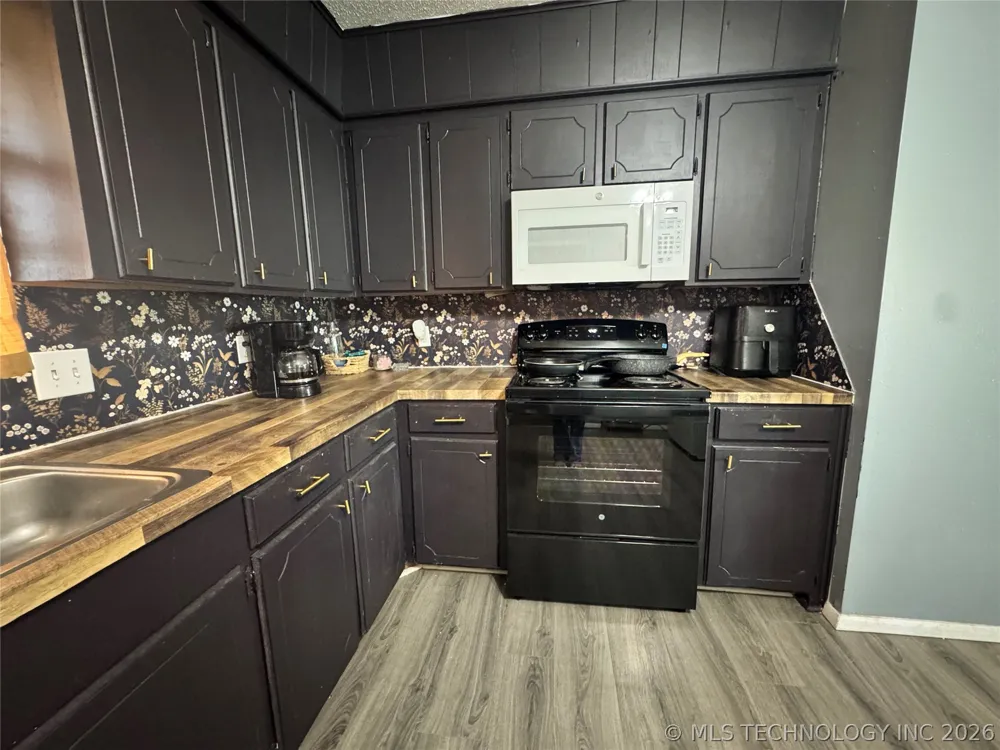 1001 S Choctaw Caddo, OK 74729